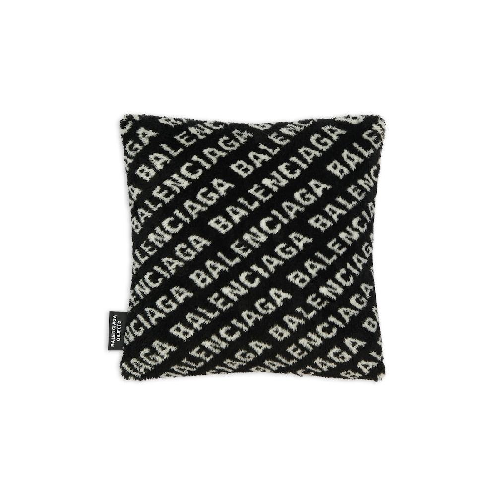 Balenciaga Cojín Allover Logo En Negro