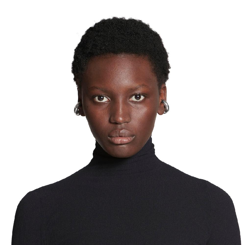 Balenciaga Ear Cuff Mega En Plateado