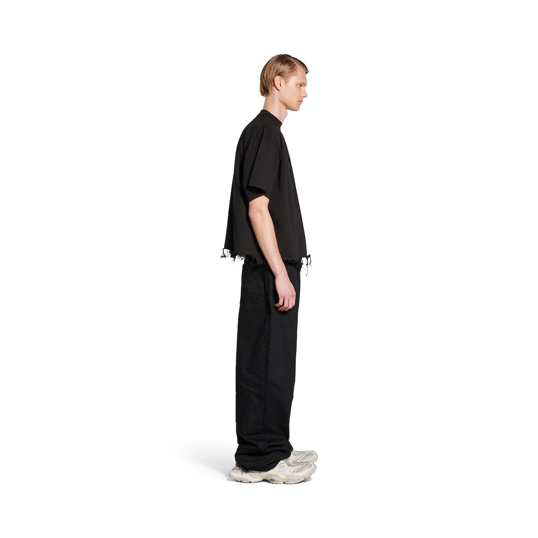 Balenciaga Camiseta Cropped Bb Classic Balenciaga Oversize En Negro