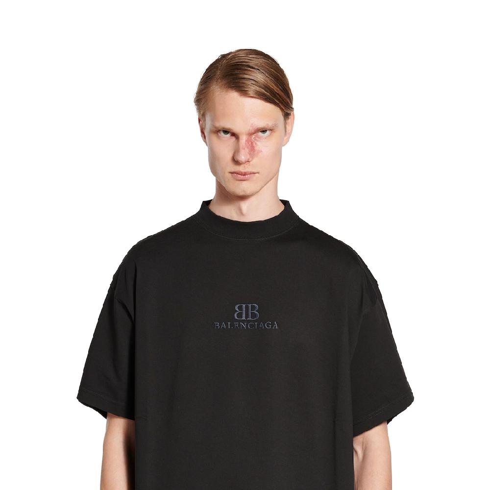 Balenciaga Camiseta Cropped Bb Classic Balenciaga Oversize En Negro