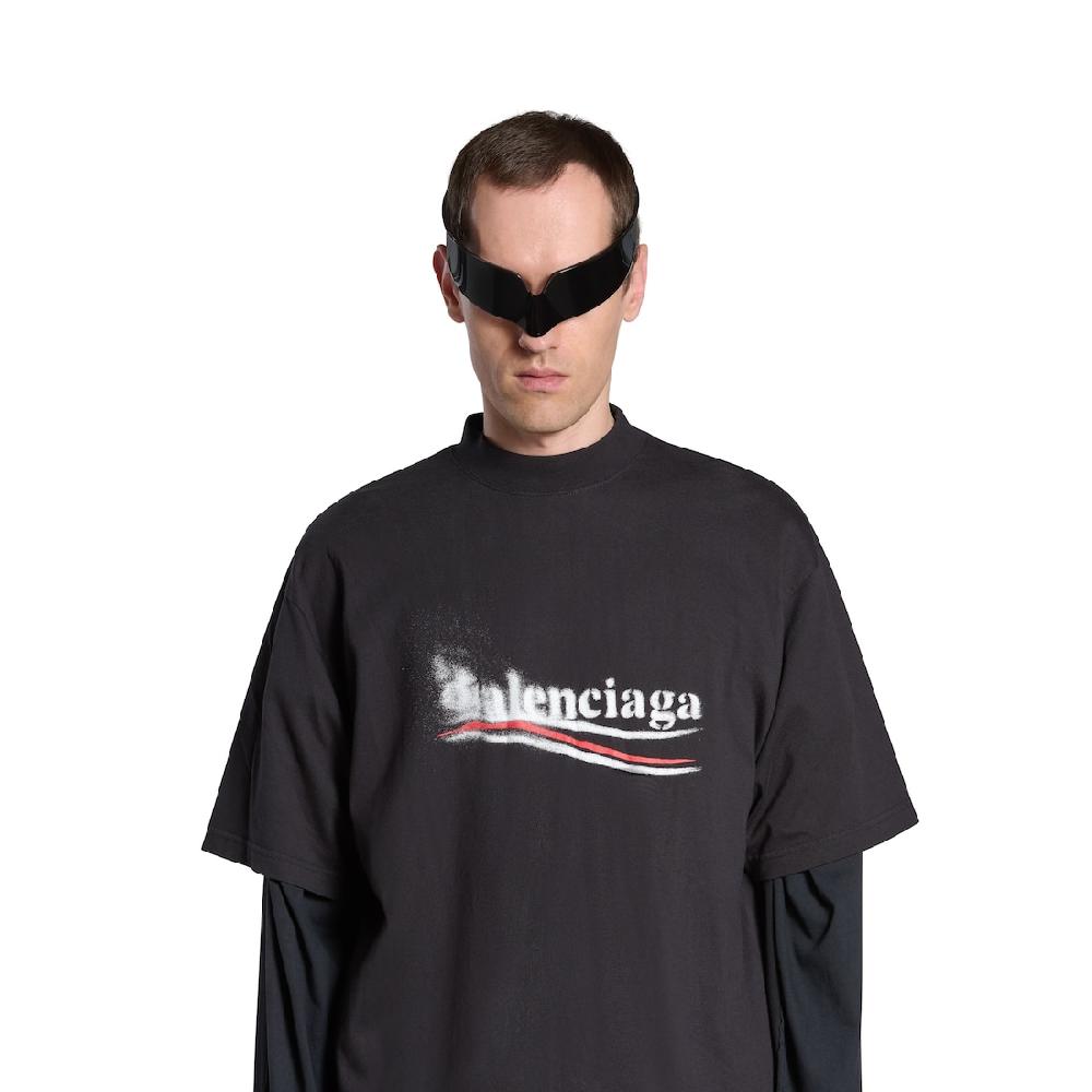 Balenciaga Camiseta Political Stencil Medium Fit En Negro/blanco