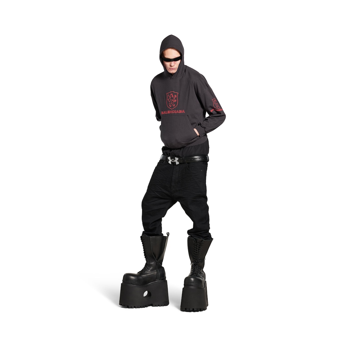 Balenciaga Hoodie Forrada Lion Club Regular Fit para Hombre en Negro/rojo