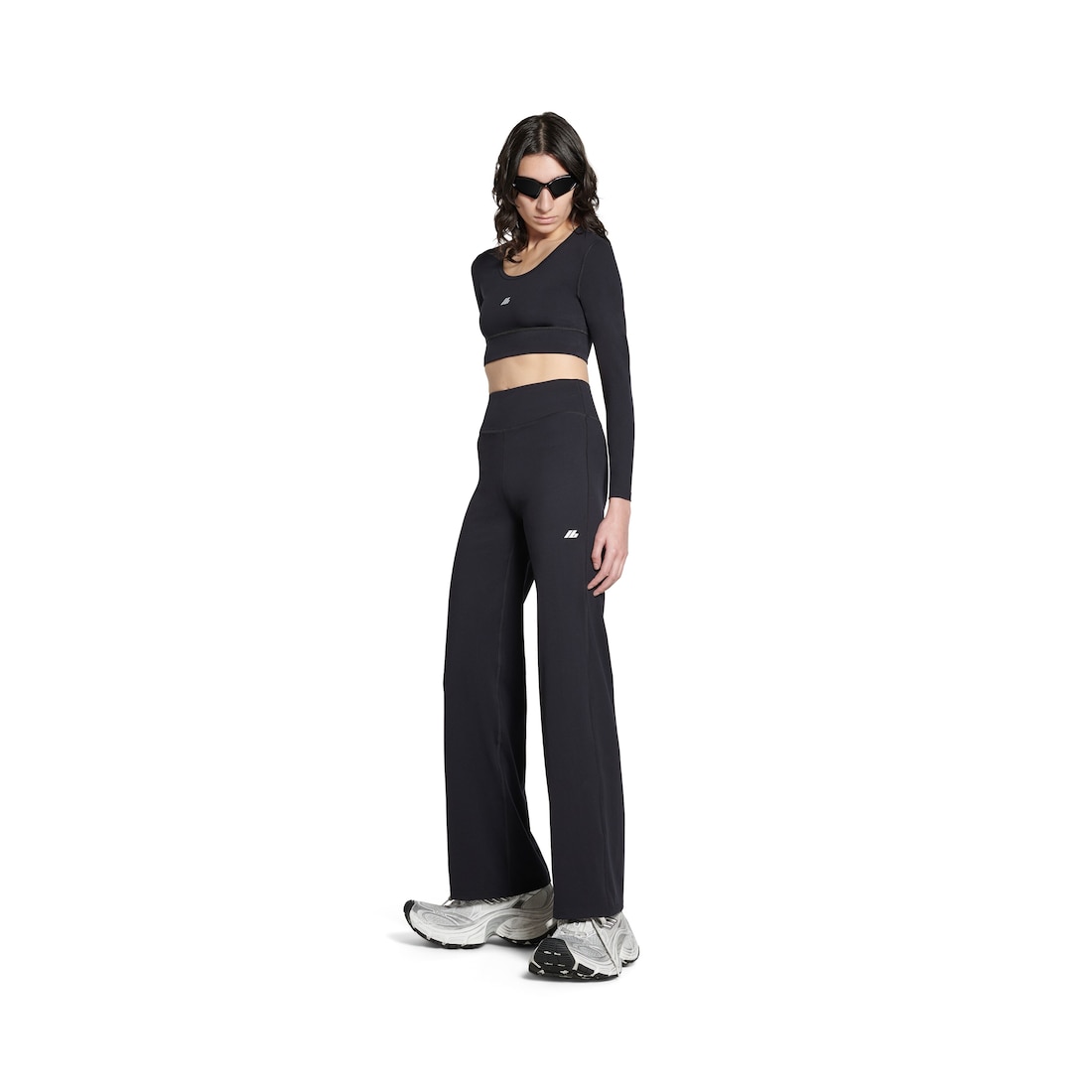Balenciaga Pantalón Slim Acampanado Activewear para Mujer en Negro