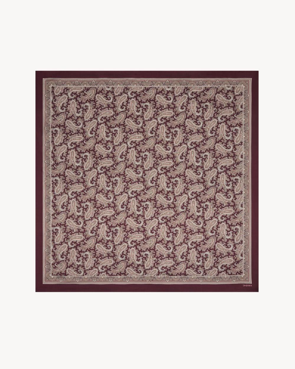 Saint Laurent Gran Carré De Charmeuse De Seda Con Motivo De Cachemira