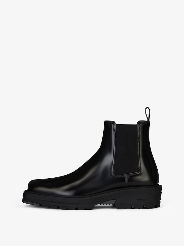 Givenchy Chelsea Boots In Leather