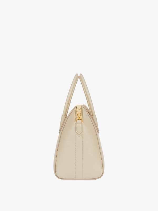 Givenchy Small Antigona Bag In Grained Leather