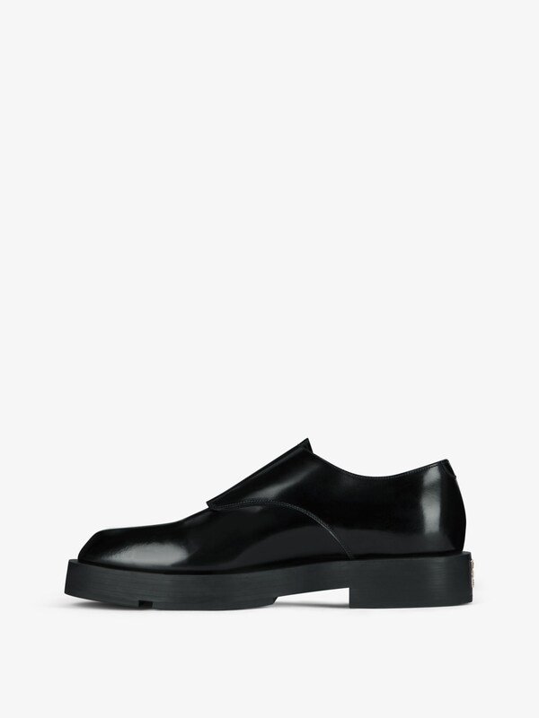 Givenchy Squared Derbies In Leather With 4G Buckle