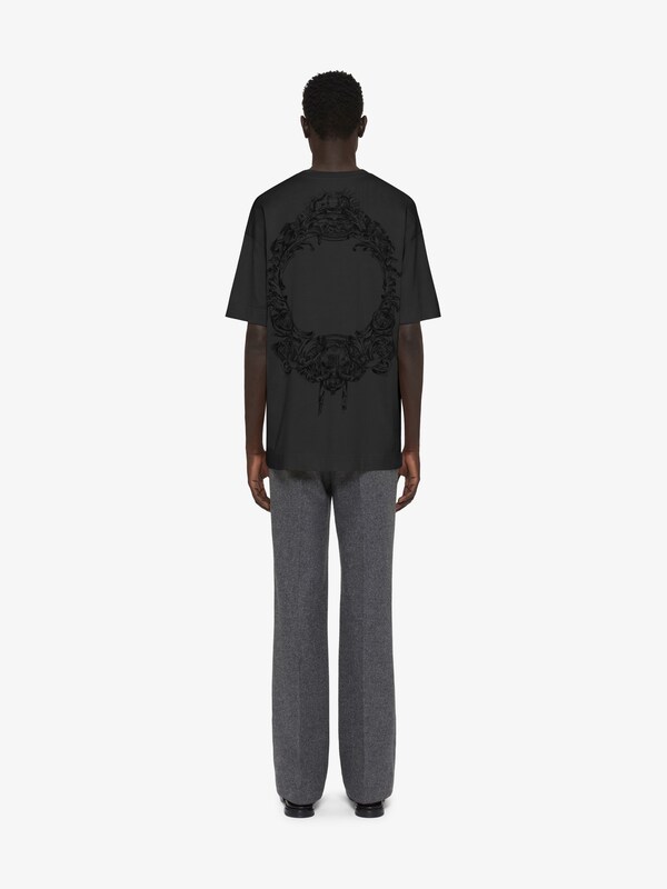 Givenchy T-shirt In Cotton With GIVENCHY Signature