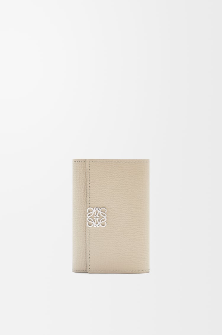 Loewe Anagram small vertical wallet in pebble grained calfskin 3 Colours