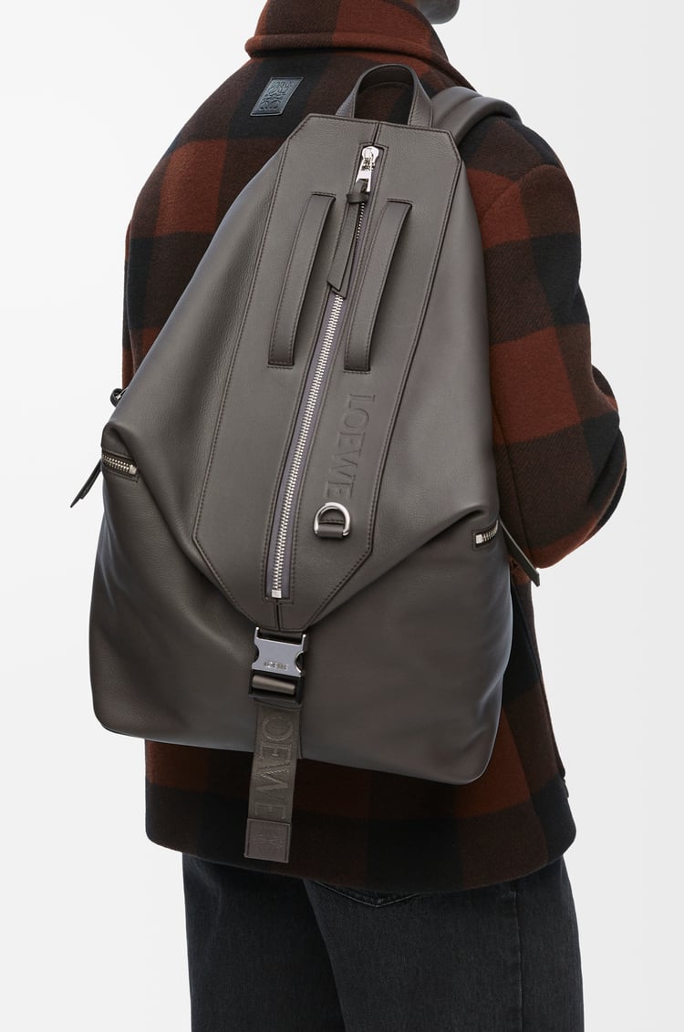 Loewe Convertible Backpack In Classic Calfskin 3 Colours