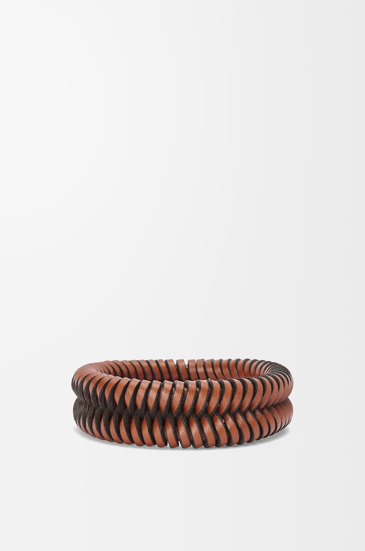 Loewe Interlock bangle in classic calfskin 2 Colours