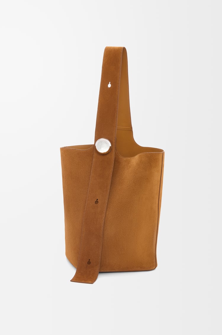 Loewe Large Pebble bucket bag in suede calfskin 2 Colours