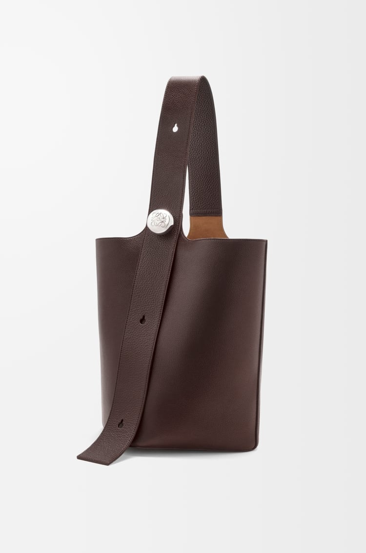 Loewe Large Pebble bucket in supple grained calfskin 3 Colours