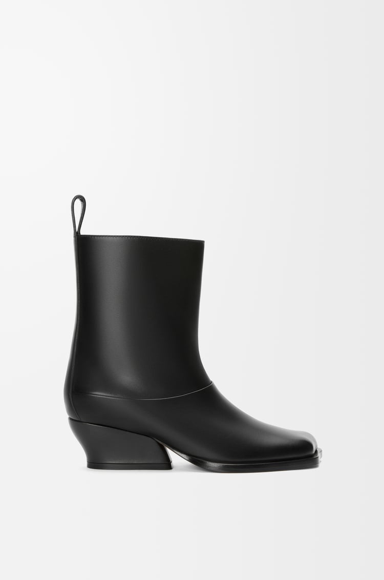 Loewe Onda bootie in calfskin 1 Colours