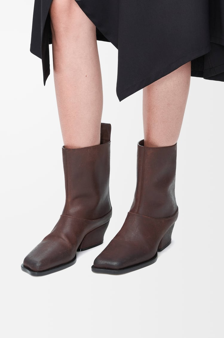 Loewe Onda Bootie In Split Calfskin 1 Colours