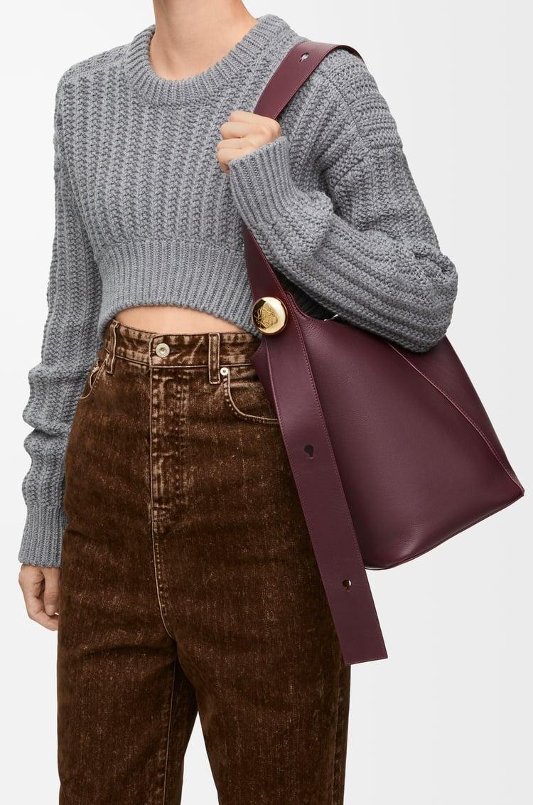 Loewe Medium Pebble Bucket In Smooth Calfskin 7 Colours