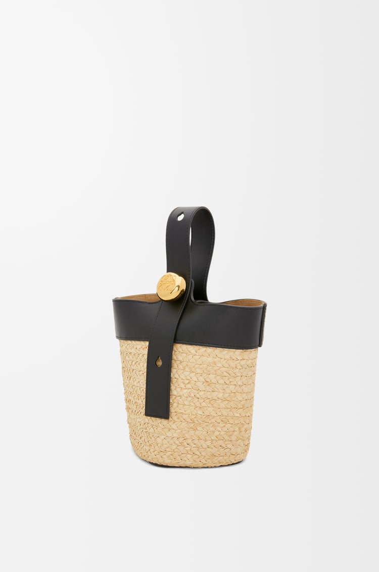 Loewe Mini Pebble bucket in raffia and calfskin 1 Colours