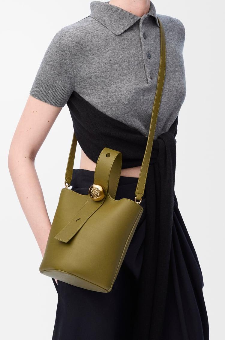 Loewe Mini Pebble Bucket In Smooth Calfskin 11 Colours