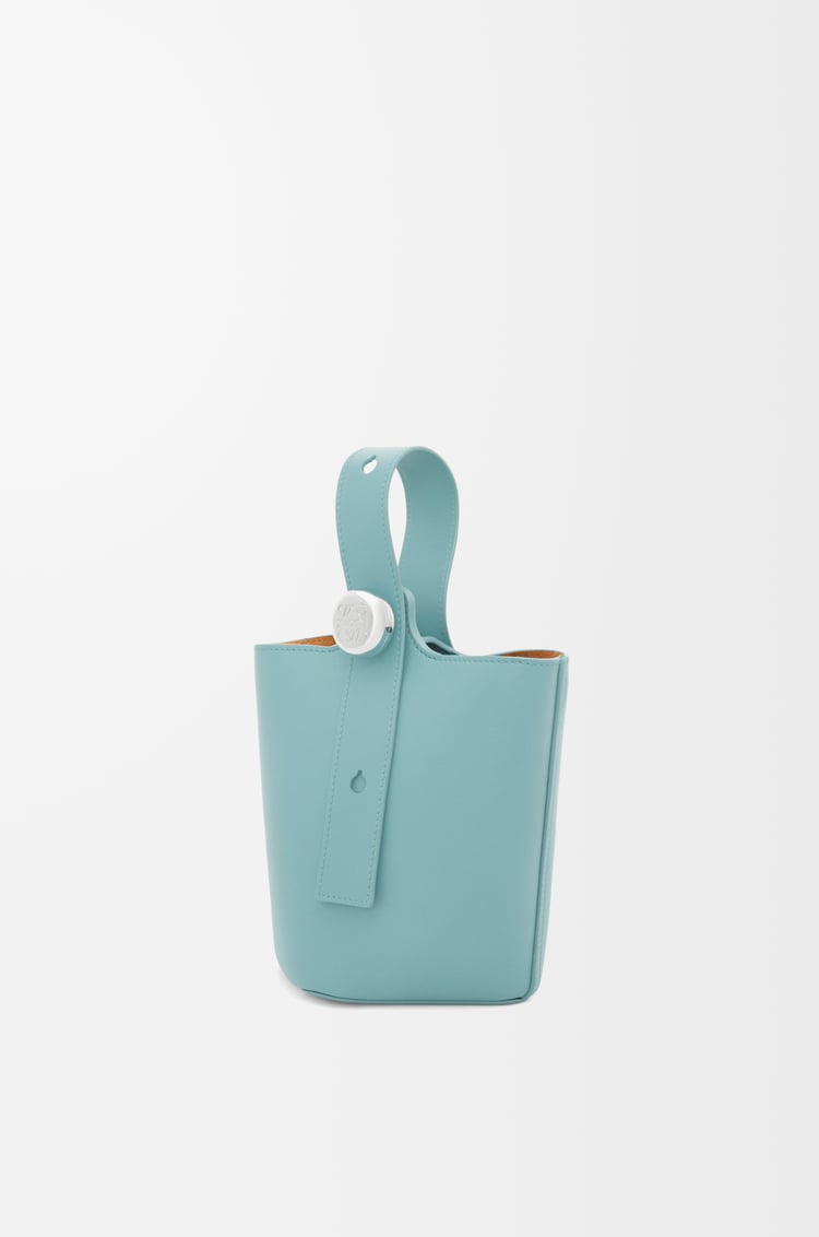 Loewe Mini Pebble bucket in smooth calfskin 11 Colours