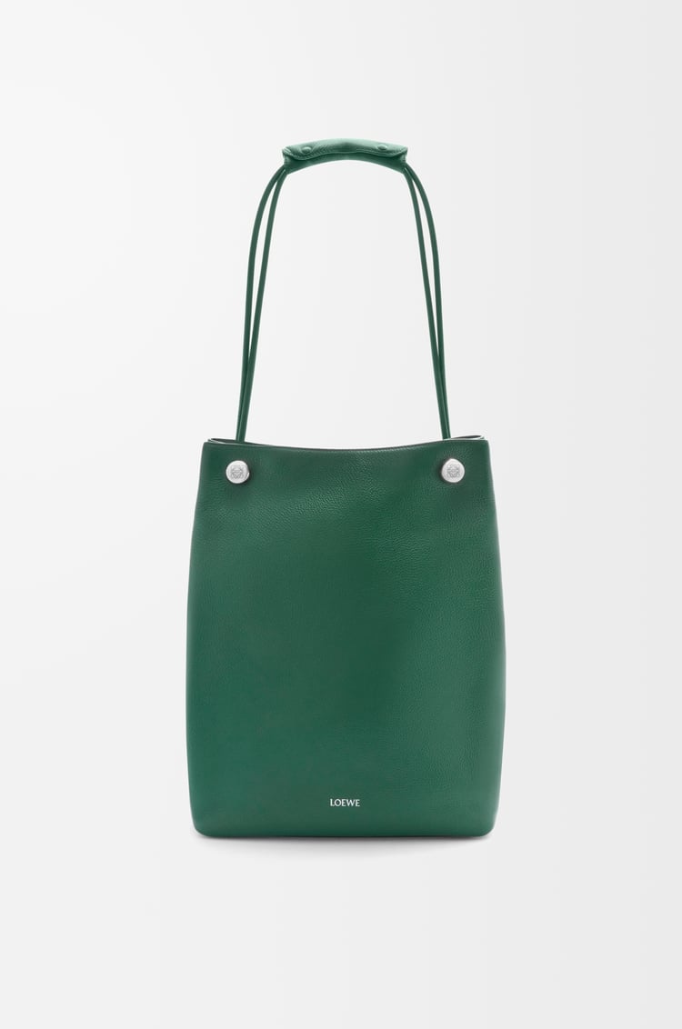 Loewe Pebble hobo in supple grained calfskin 2 Colours
