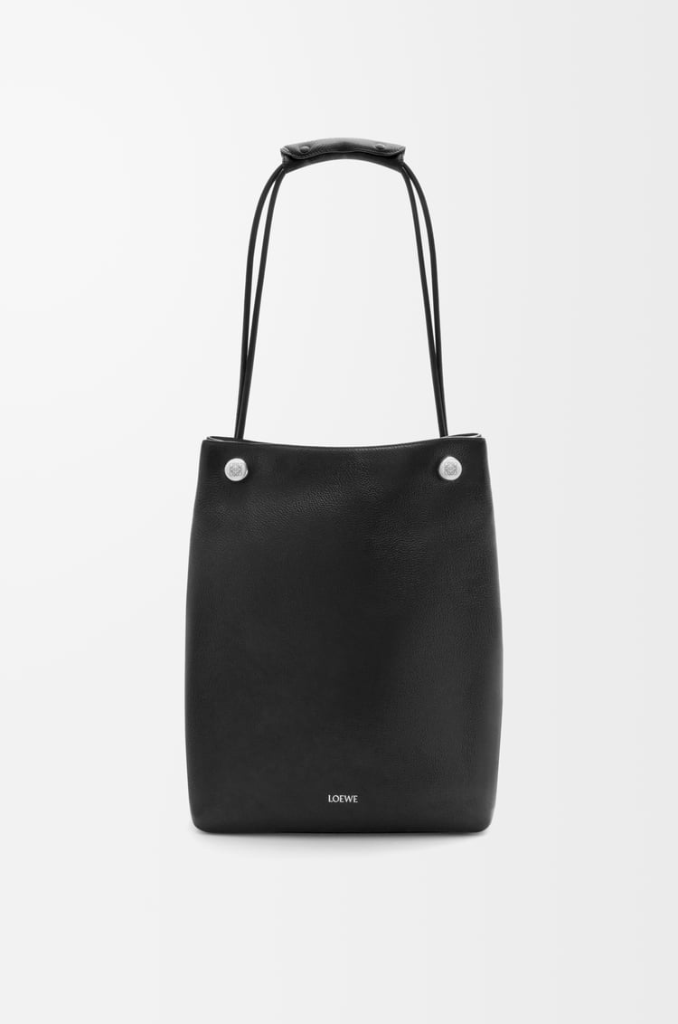 Loewe Pebble hobo in supple grained calfskin 2 Colours