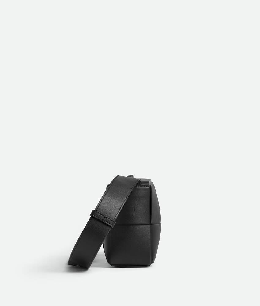 Bottega Veneta Arco Camera Bag Pequeño