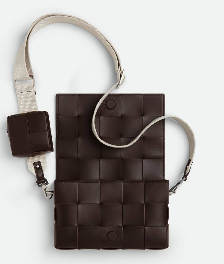 Bottega Veneta Bolso Cassette Con Correa Versátil