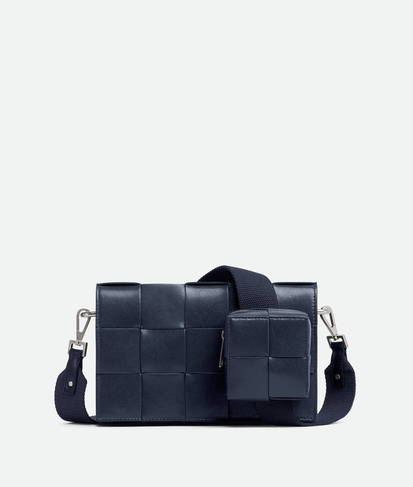 Bottega Veneta Bolso Cassette Con Correa Versátil