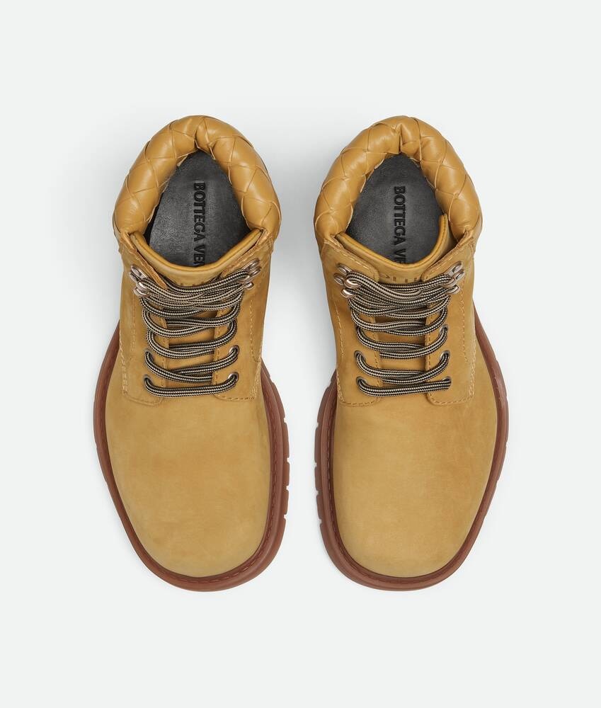 Bottega Veneta Botín Con Cordones Haddock