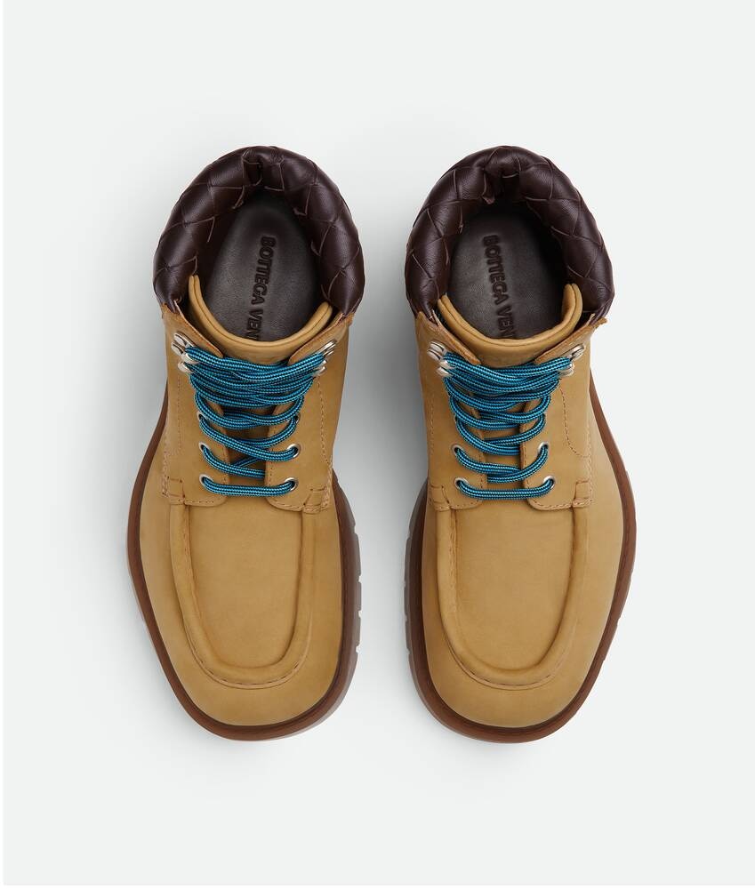 Bottega Veneta Botín Con Cordones Haddock