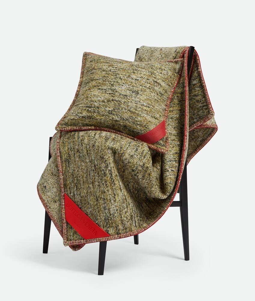 Bottega Veneta Cojín Lava