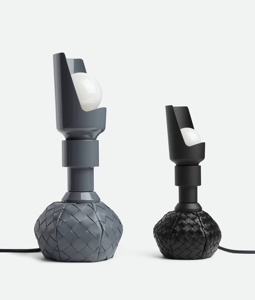 Bottega Veneta Model 600 Pequeño