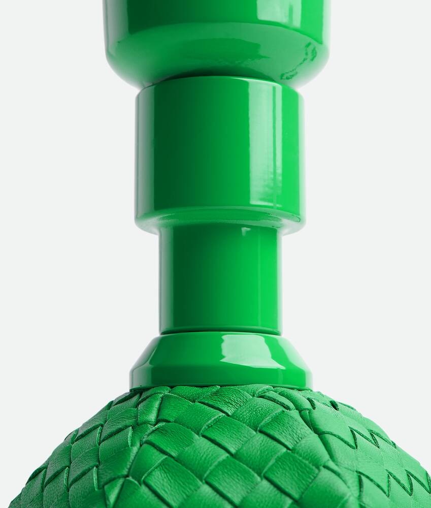 Bottega Veneta Model 600 Pequeño