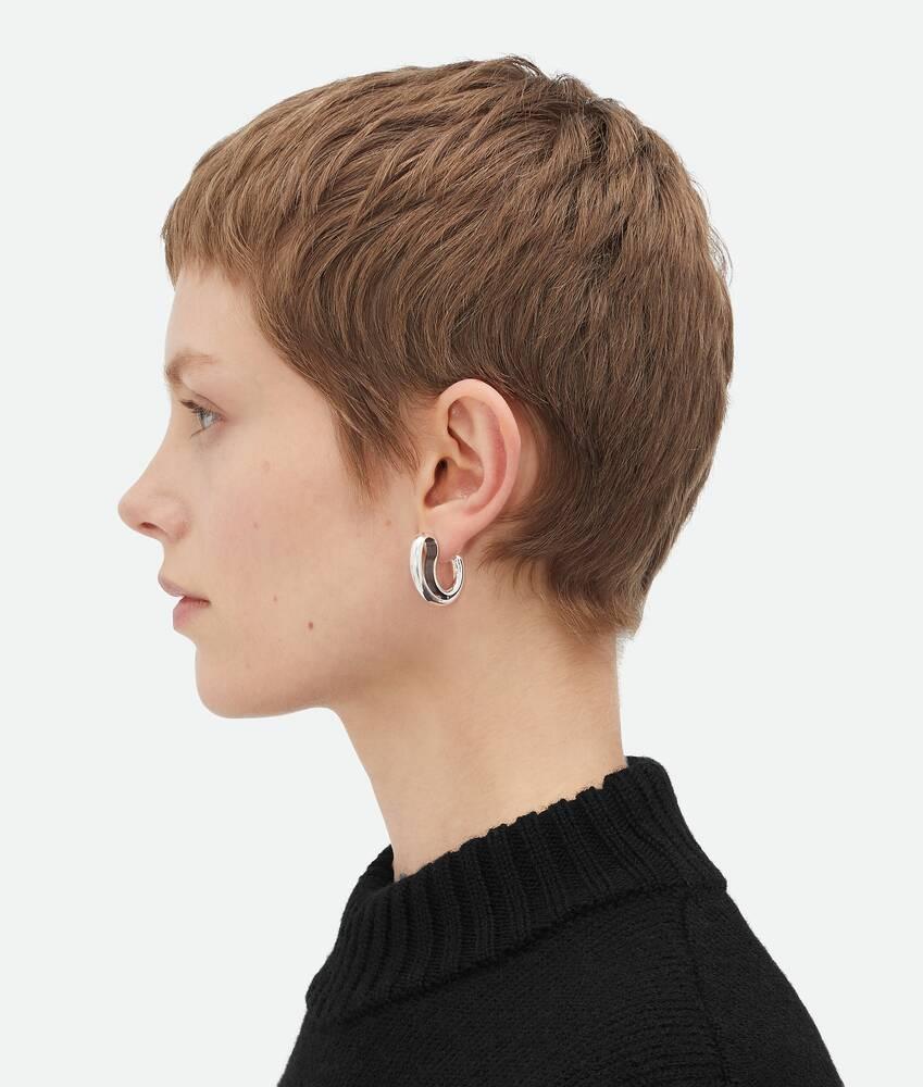 Bottega Veneta Pendientes Frills Grandes