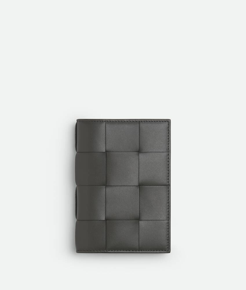 Bottega Veneta Portapasaportes Cassette
