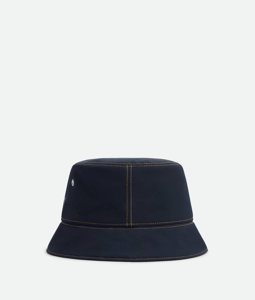 Bottega Veneta Sombrero Bucket De Nailon Técnico
