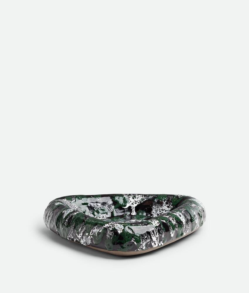 Bottega Veneta Triangle esmaltado Volcanic