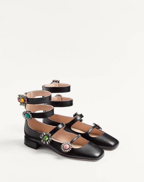 Valentino BALLERINA PRESHOES DE CABRITILLA CON CORREAS BOTONES DE JOYERÍA Y TACÓN DE 20 MM