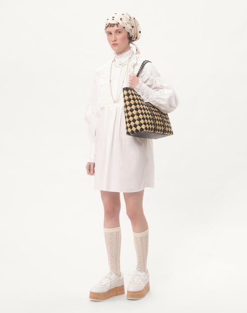 Valentino BOLSO DE COMPRAS ROCKSTUD DE VALENTINO GARAVANI CON BORDADO DE RAFIA SINTÉTICA