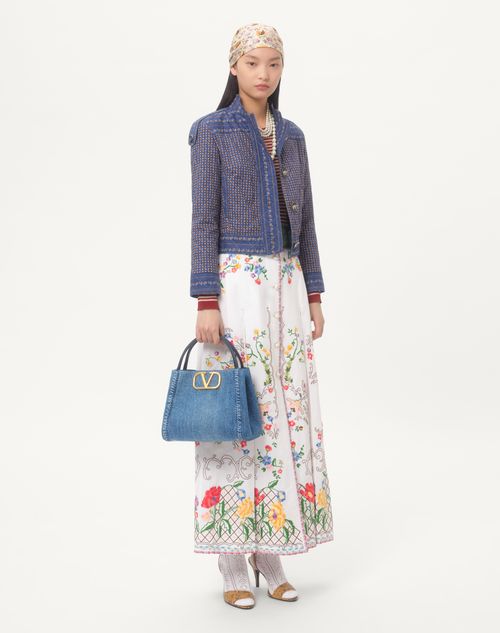 Valentino BOLSO DE MANO MEDIANO VALENTINO GARAVANI ALLTIME DE MEZCLILLA CON CORREA BORDADA