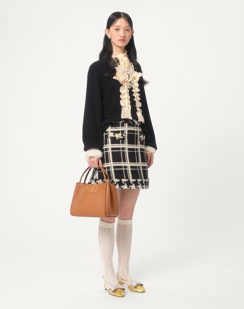 Valentino BOLSO MEDIANO VALENTINO GARAVANI ALLTIME EN CUERO GRANULADO DE BECERRO CON CORREA DE CINTA DE JACQUARD