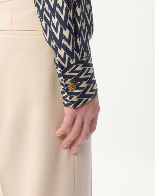 Valentino CAMISA DE SARGA DE SEDA CON ESTAMPADO TOUTE LA V