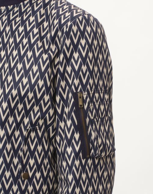 Valentino CHAQUETA BOMBER DE NAILON CON ESTAMPADO TOUTE LA V