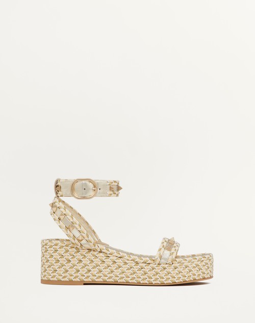 Valentino SANDALIA ROCKSTUD FLATFORM DE CUERO NAPA LAMINADO CON TACÓN DE 45 MM