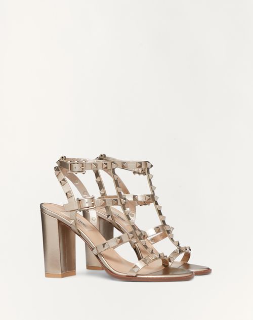 Valentino SANDALIAS ROCKSTUD DE PIEL DE BECERRO METALIZADA CON TIRAS Y TACÓN DE 90MM