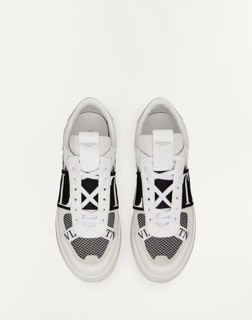 Valentino SNEAKERS BAJAS VL7N DE PIEL DE BECERRO Y TEJIDO DE MALLA CON CINTAS
