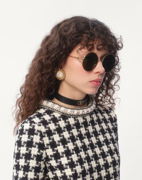 Valentino ARETES PAS PLUS DE METAL Y PERLA