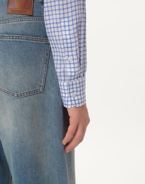 Valentino CAMISA DE LINO CON BORDADO DEL VLOGO