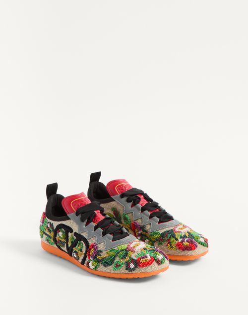 Valentino ZAPATILLA CHROMATHON DE LONA CON BORDADO FLORAL