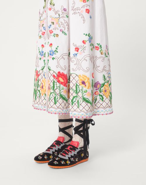 Valentino ZAPATILLA CHROMATHON DE TERCIOPELO CON BORDADO FLORAL